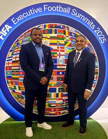 Moçambique presente no FIFA Executive Football Summit 2025